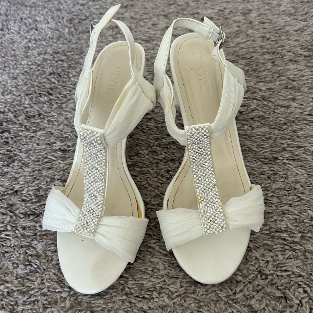 White chiffon pearl bridal shoes worn once size 6.5
